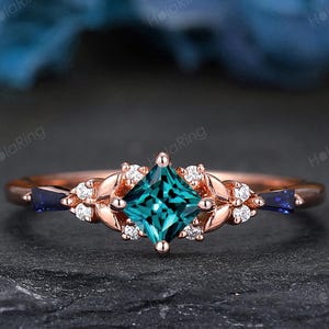 Stacking Ring Princess Cut 4mm Teal Sapphire Vintage Ring Sapphire Jewelry Ring Leaf Shape Ring Dainty Teal Sapphire Ring Unique Womne Ring