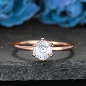 Art Deco Hexagon Cut Moissanite Engagement Ring/ 14k Rose Gold Bridal Ring/ Vintage Wedding Ring/ Delicate Diamond Ring/ Elegant Women Ring