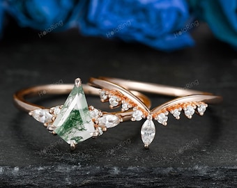 Vintage kite cut green moss agate engagement ring set 18k rose gold marquise cut moissanite ring for women unique bridal wedding ring set