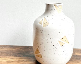 White Stoneware Triangle Patterned Ceramic Vase