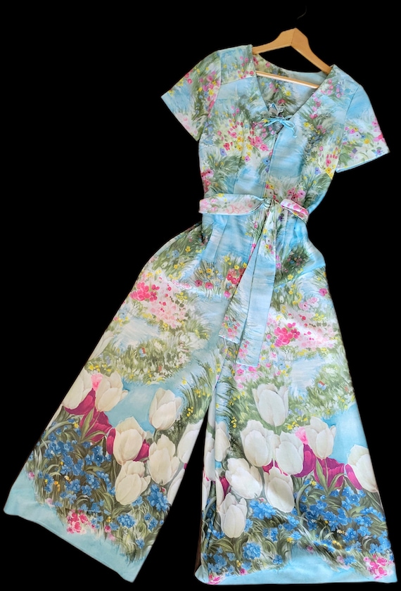 1970's Floral Jumpsuit - image 1