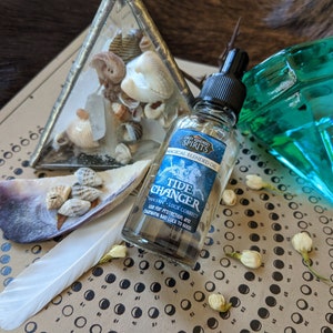 Tide Changer Spell Oil • Van Van • Luck Correct • Protection • New Opportunities