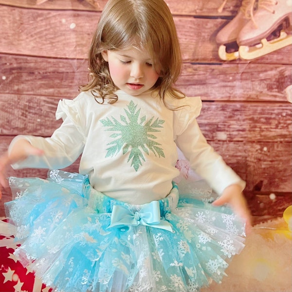 Christmas Snowflakes Tutu, let it snow outfit for girls, Toddler snow princess costume, winter tutu, ice queen tulle skirt.