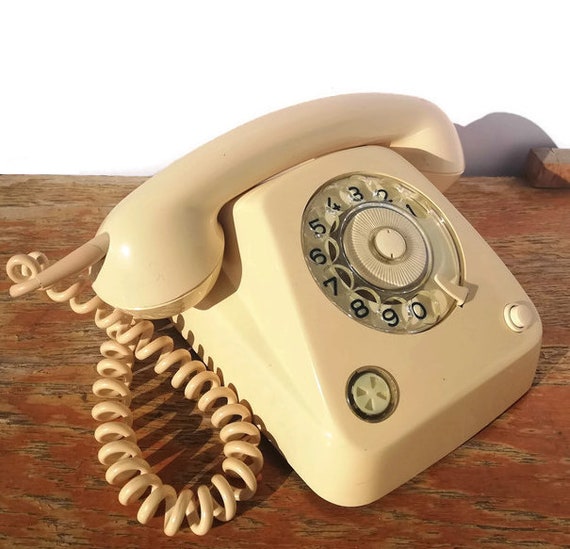 Vintage 1960s Rotary Dial Telephone Bakelite Vintage 1960s Rotary Dial Telephone