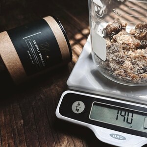 Bakhoor Incense – Somali Uunsi Resin | Arabian Home Fragrance with Oud & Frankincense (140g) image 9