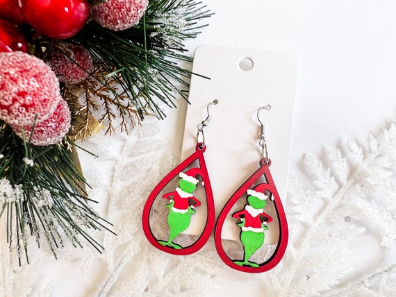 Grinch Dangling Earrings Grinch Dangling Earrings