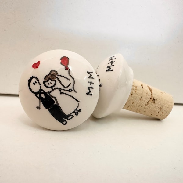 Bomboniera matrimonio Tappi bottiglia con sposi e palloncino in ceramica realizzati e dipinti a mano, misura 4cm