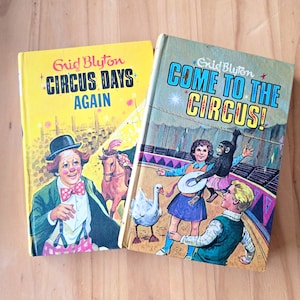 Vintage collectable 1970s Editions Circus classic Enid Blyton hard cover kids books bundle of 2~ Vintage books / collectable /