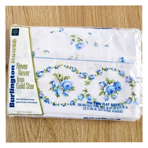 Brand new in original packaging Vintage floral 50/50 cotton blend single bed flat sheet ~ Bedlinen / homewares / collectable /