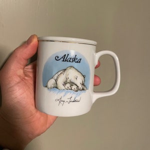 Vintage Doug Lindstrand Alaska Polar Bears Mug