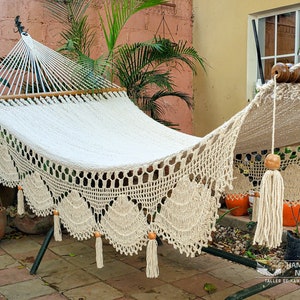 Cotton Handwoven Large Double Hammock with wooden spreader bars Natural Color Crochet Ornament image 3