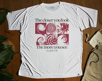 Camiseta de bambú orgánico, Cuanto más miras, más ves, 3 colores naturales, espiral de Fibonacci, arte geométrico