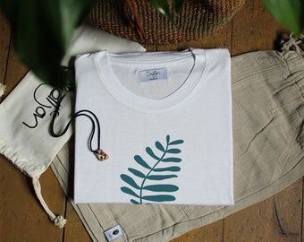 Camiseta de bambú orgánico con hojas de helecho minimalistas, 100 % orgánica, cuello redondo sostenible, comercio justo, apta para veganos, ética, camiseta de yoga
