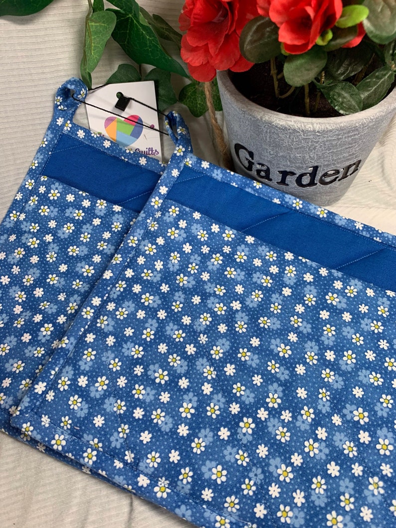 Daisies pocketed potholders homemade pot holders
