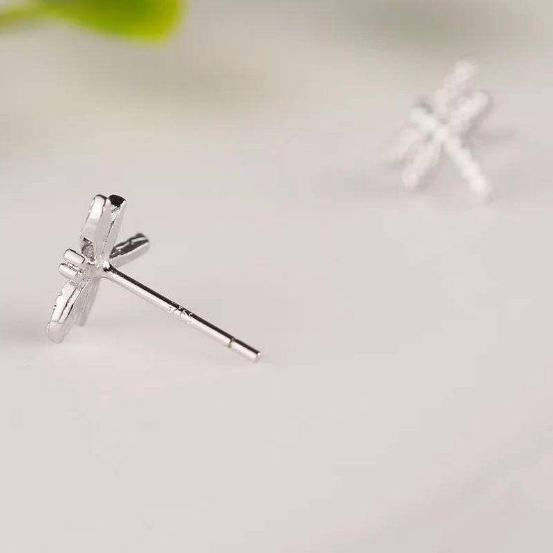 Game of sterling silver earrings with dragonflies