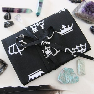 Black White Red Crown Tarot Deck Holder , Oracle Pouch , Tarot Storage Case , Tarot Keeper , Tarot Wrap Bag , Divination Tools