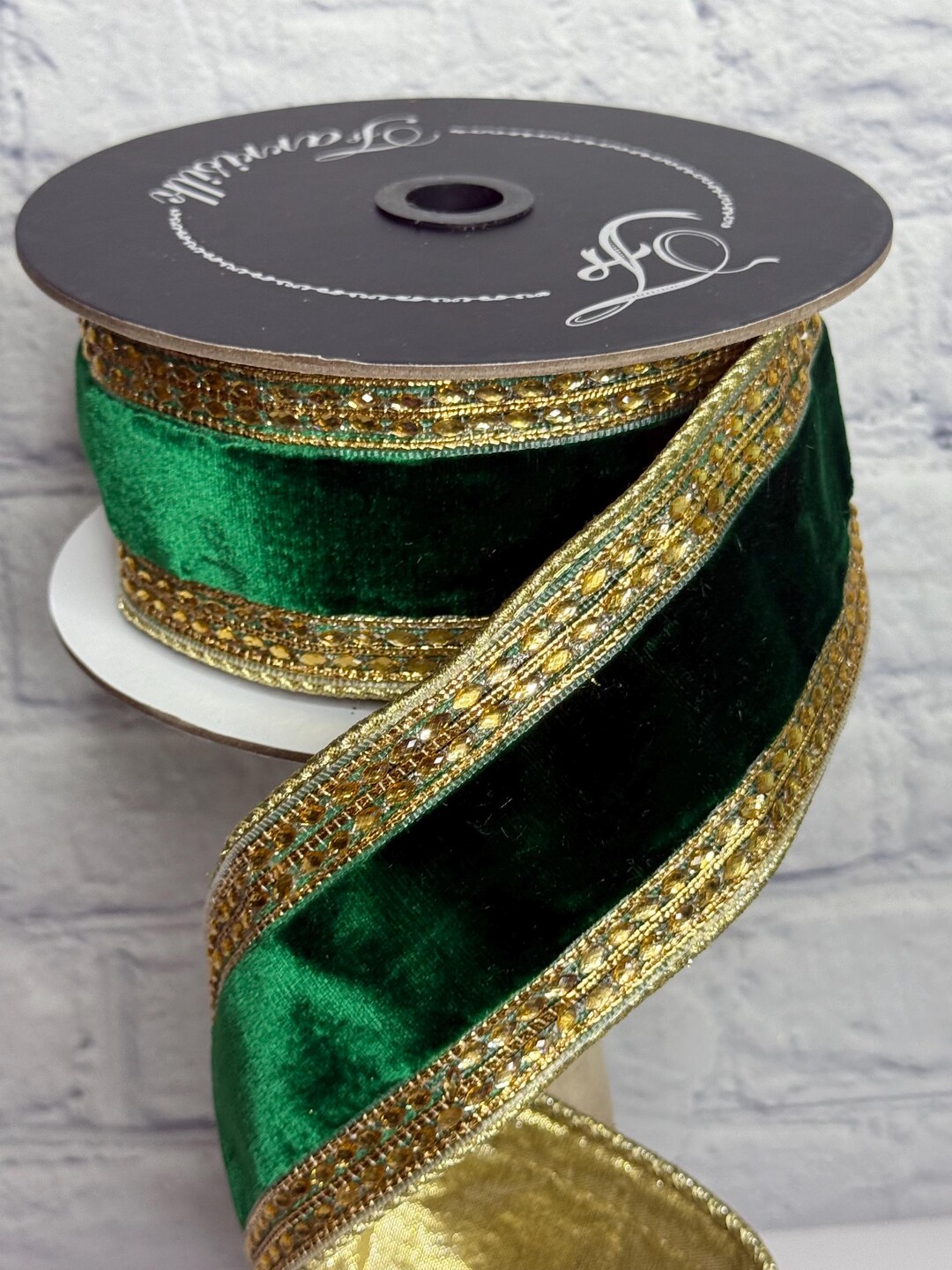 Emerald Velvet Ribbon With Gold Jewel Edge – 2.5