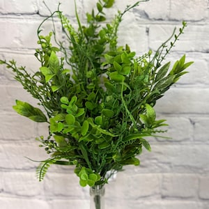 Mixed Greenery Bush – 20&quot; Tall with 7 Stems – Perfect for Vases, Arrangements & Wreath Making, 84813