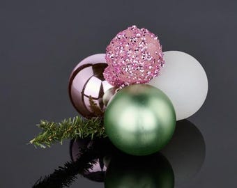 Pale Pink, Mint & White Ball Ornament Cluster – Set of 4 – 60MM to 80MM – Candy Christmas Theme, XP3830CT