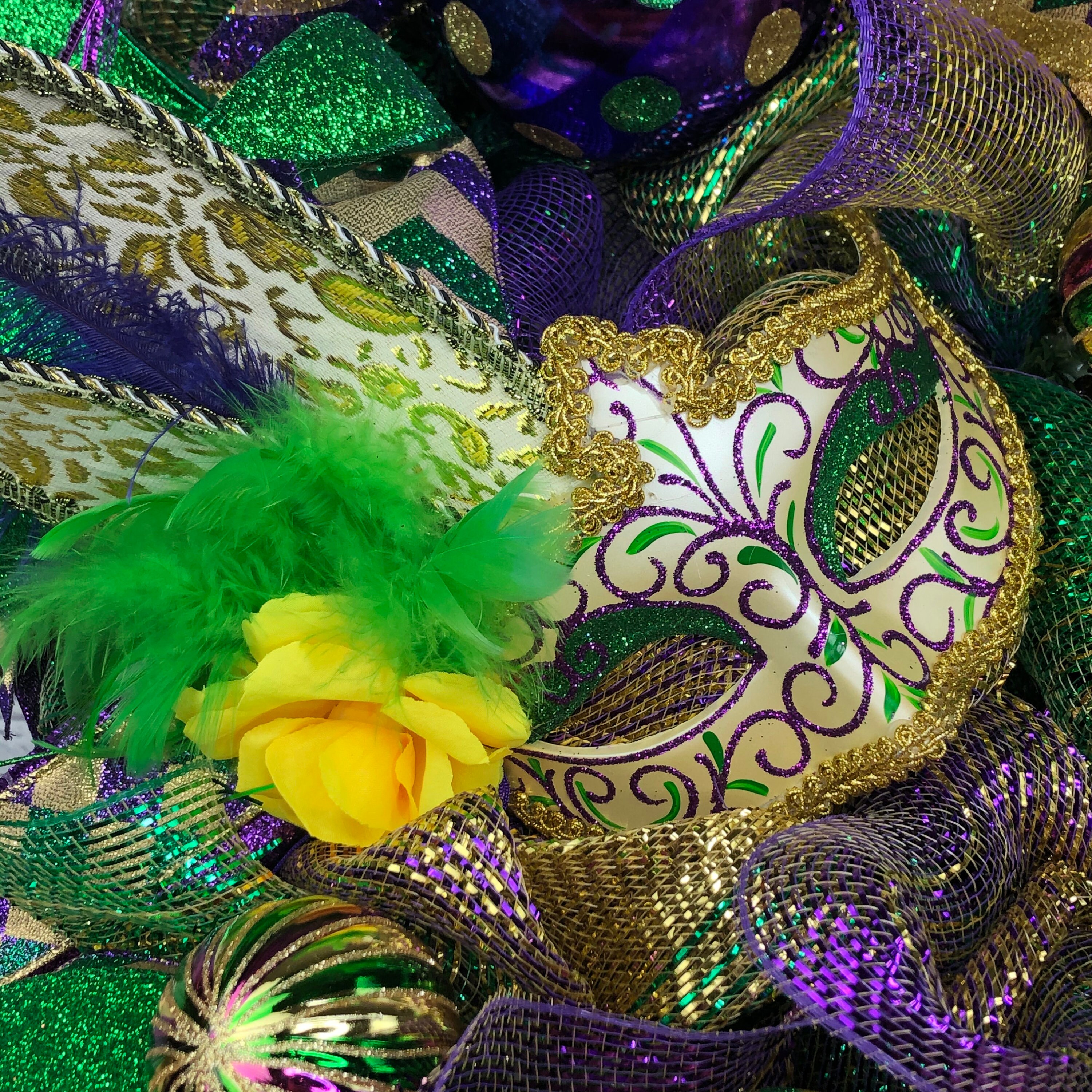 Mardi Gras Centerpiece Jester Mask Swag Mardi Gras Ball Deco