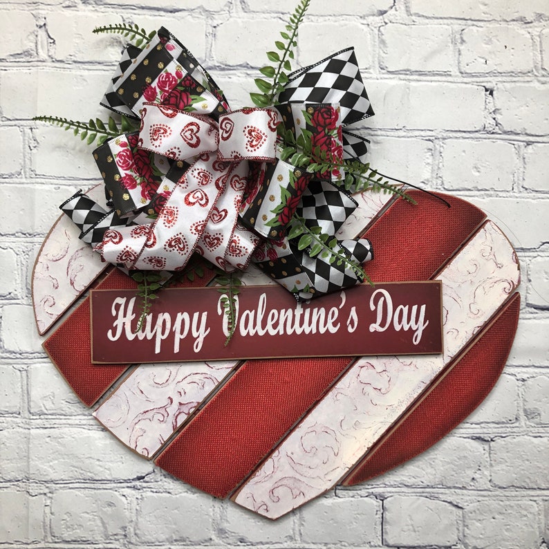 Happy Valentines Day Wooden Heart Decor, Valentine Farmhouse Wreath, Valentine Door Décor, Heart Door Décor, Happy Valentine Day Front Door image 1