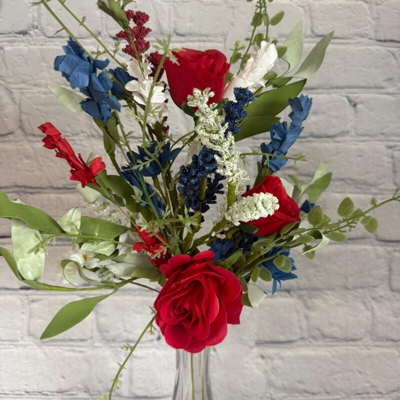 Red White and Blue Floral Arrangement - Etsy