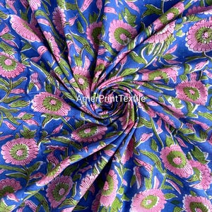 Blauwe Indiase blokprintstof, bloemenprintstof, op maat gesneden, jurkstof, quiltstof, naaistof, bekledingsstof, zacht katoen