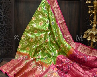 SILK MARK CERTIFIED Shobitam saree Pure Kora Silk Banarasi Saree in Ivory with Pink Borders in Kadhuwa weaving