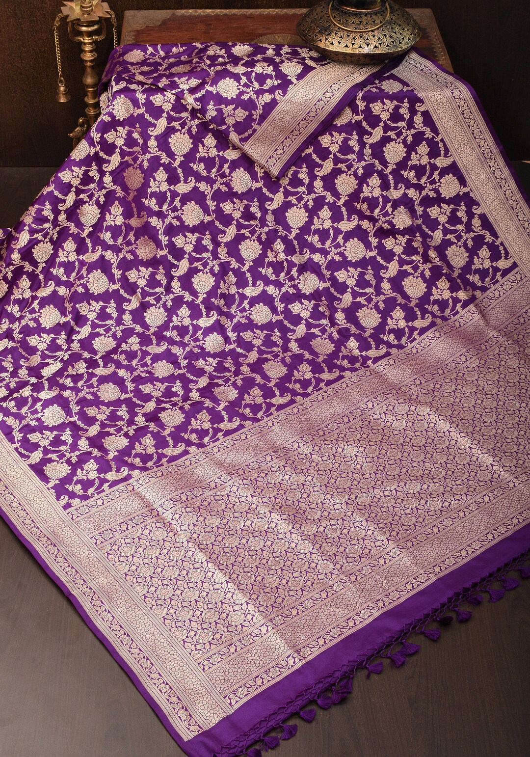 Jamuni Purple Exquisite Pure Banarasi Silk Saree With Floral Jaal SILK