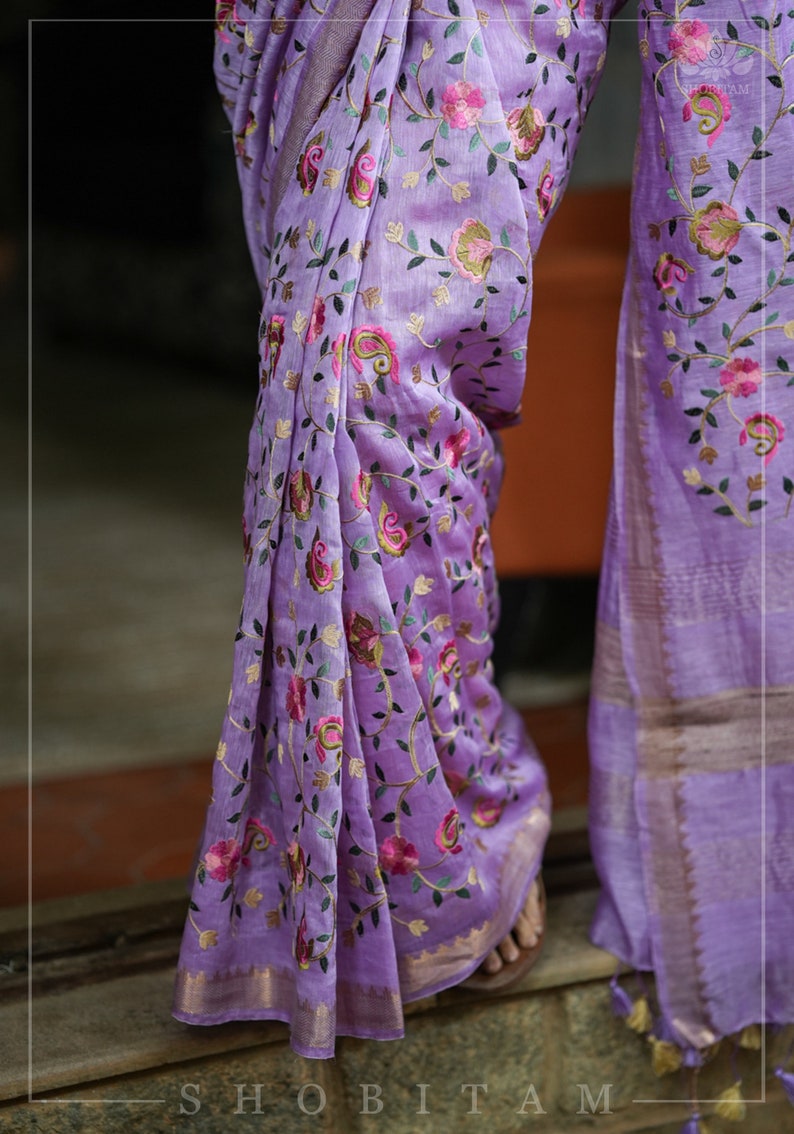 Floral Jaal Embroidery on Silk Linen in Lilac With Woven Zari Borders