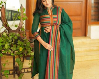 Vanikagroene handgeweven Kurta-set met dupatta | Op bestelling gemaakt