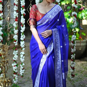 Banarasi Seide Chiffon Saree Handgewebt in Royal Blau mit Silber Zari | SEIDE MARK ZERTIFIZIERT