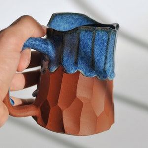 14 oz / 22 oz Handmade Pottery Mug with Blue Drips, Blue Glazed Red Stoneware Mug, Large Ceramic Coffee Mug, Wheel Thrown Beer Mug