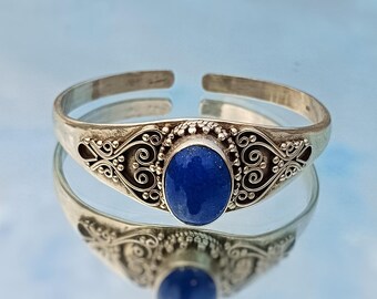 ヴィンテージ スパイダーウェブ ターコイズ カフブレスレット