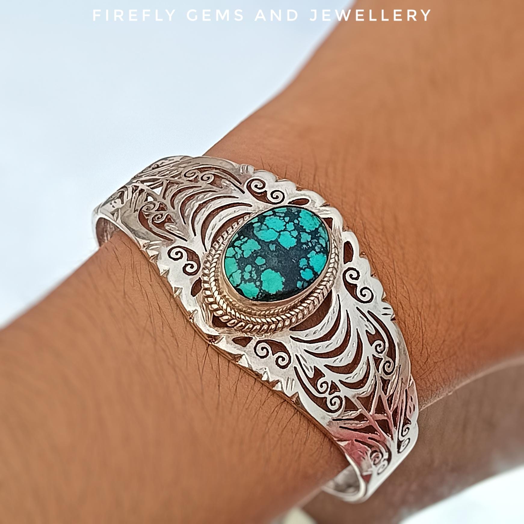 ヴィンテージ スパイダーウェブ ターコイズ カフブレスレット