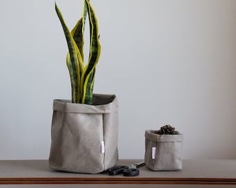 Grey Kraft Paper Flower Pot: Washable Nordic Style Bag