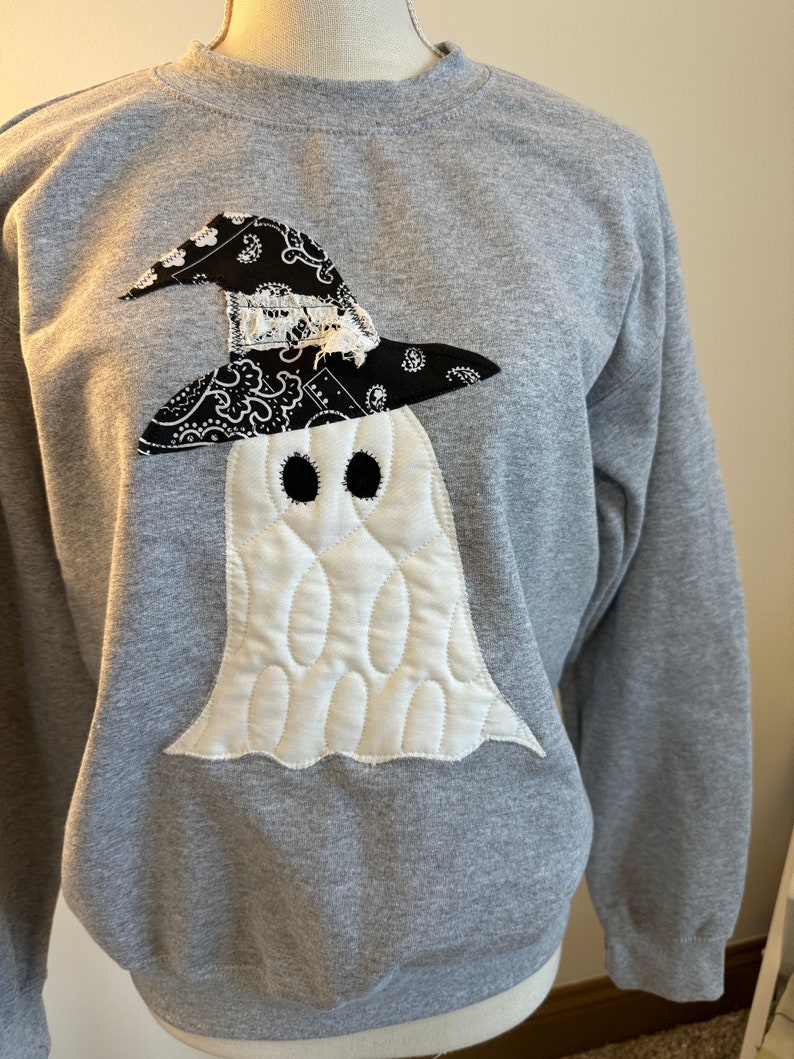 Vintage Quilt Ghost with Bow Sweatshirt