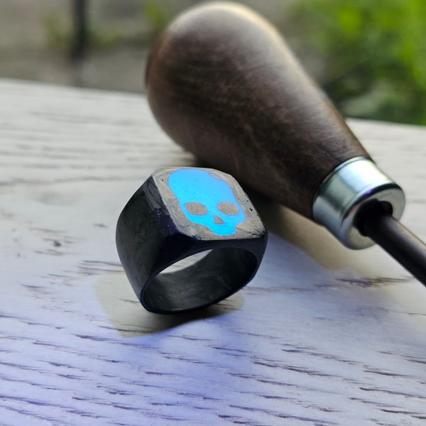 Skull blue glow in the dark forged carbon fibre signet ring