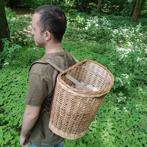 Foraging basket backpack, rucksack for mushroom picking, hunting. Wicker basket, bag for gathering berries, fruits. Father's, husband's gift