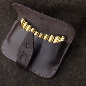 Bolsa de munición de cuero genuino hecha a mano. Porta munición, bolsa para calibre. Estuche para cartuchos. Regalo para cazadores. Regalo de cumpleaños