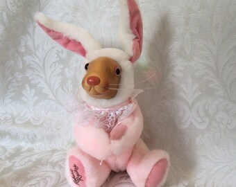 Robert Raikes Bessie 1997 Easter Edition Signed Rabbit