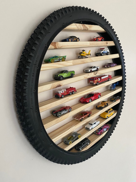 Estante para ruedas para coches pequenos organizacion divertida y original Etsy Espana