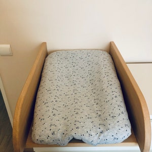 Changing table for Ikea Malm chest of drawers image 1