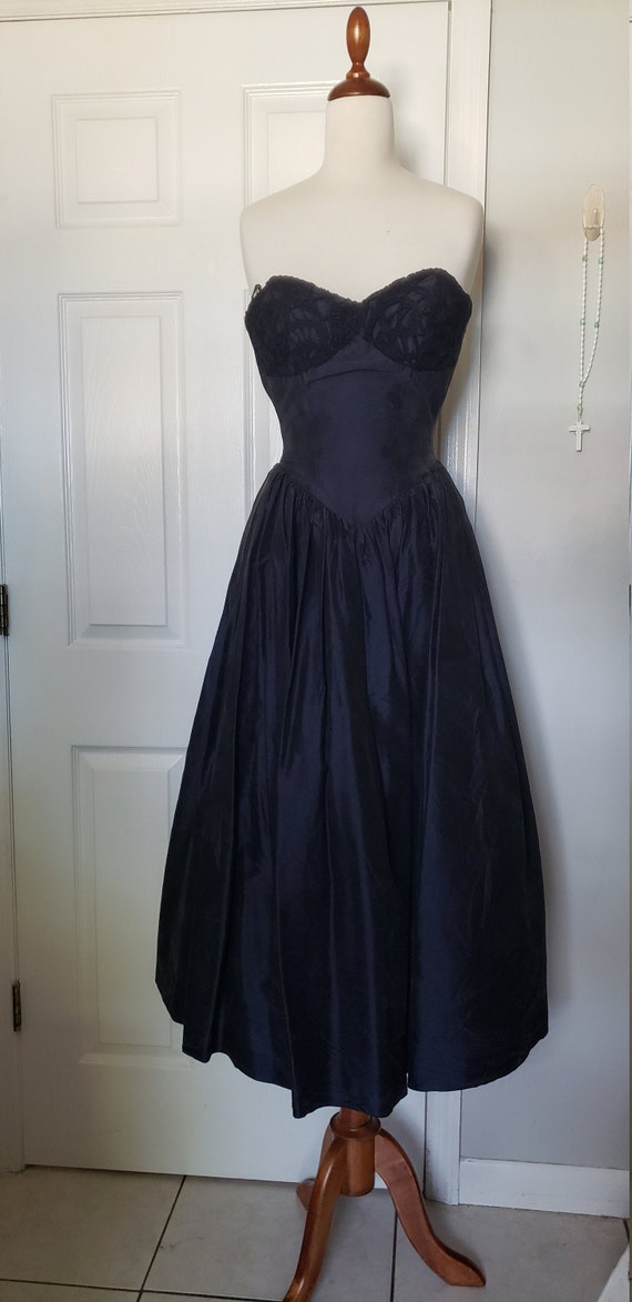 Vintage 1950s cocktail dress