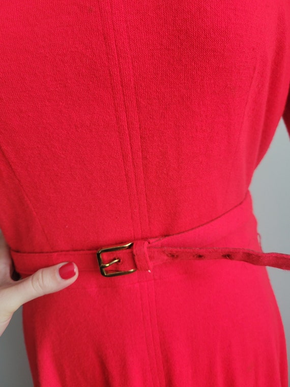 1950s Vintage red knit dress - image 3