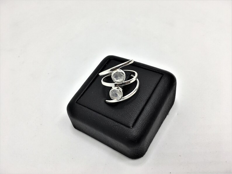Silver 925 Ring studded with rainbow moonstone