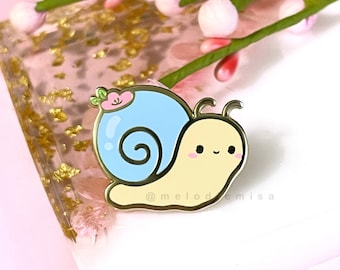 Kawaii Snail Hard Enamel Pin – Pastel Cottagecore Lapel Accessory
