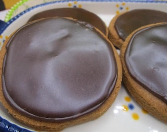 Paleo Sugar Cookies, Grain Free, Gluten free, Dairy Free, Egg Free, Vegan, Chocolate or Carob Iced, Wellness Gifts, summer dessert, Birthday