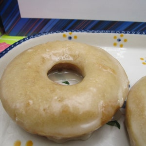 Gluten Free Glazed Donuts, Dairy Free, Egg Free, Vegan, Chocolate Vanilla, Nut Free, School Safe, Birthday Party Desserts, Back to school bild 11