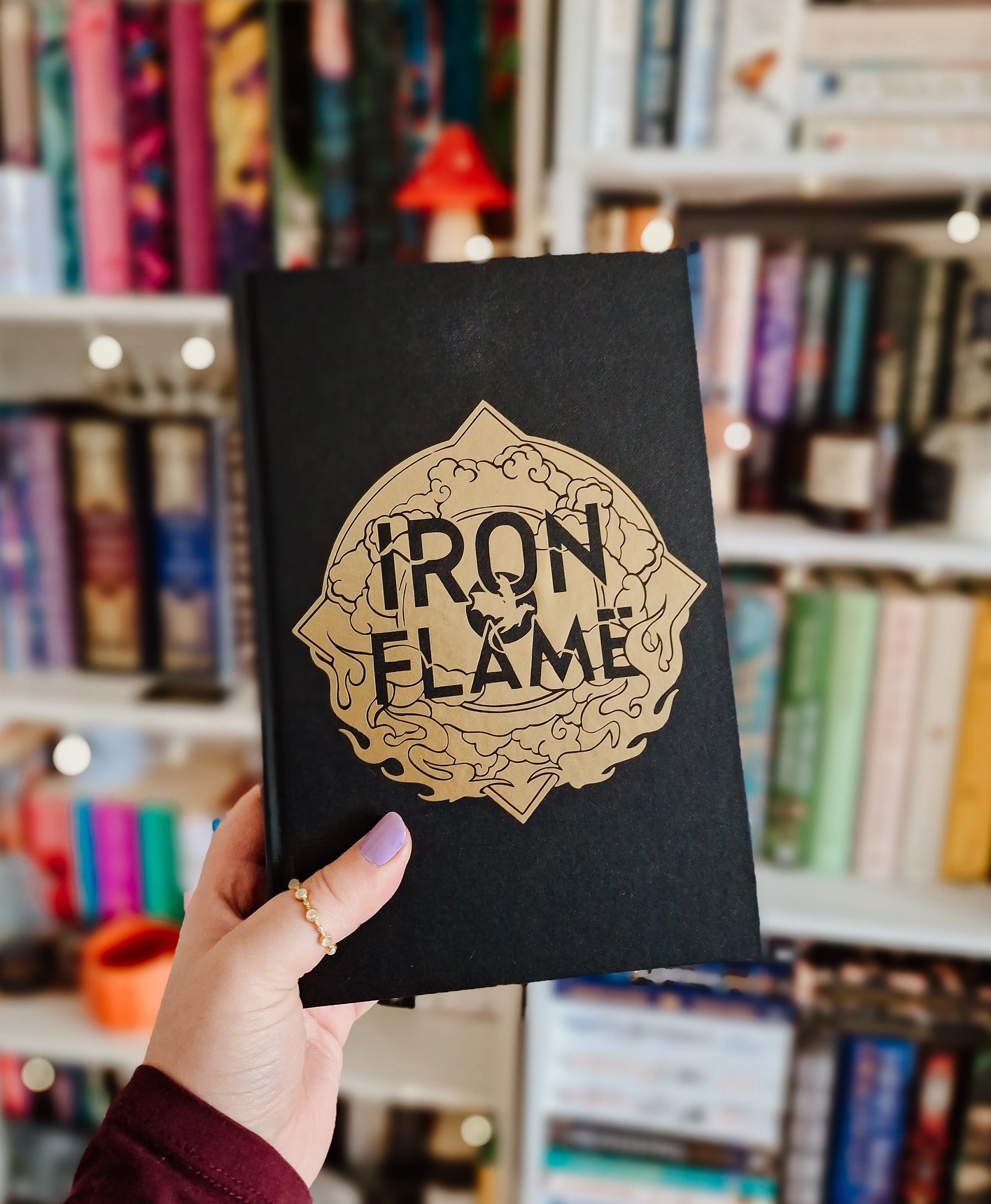 Iron Flame PRE ORDER Sprayed Edges, Rebecca Yoros Book Cover